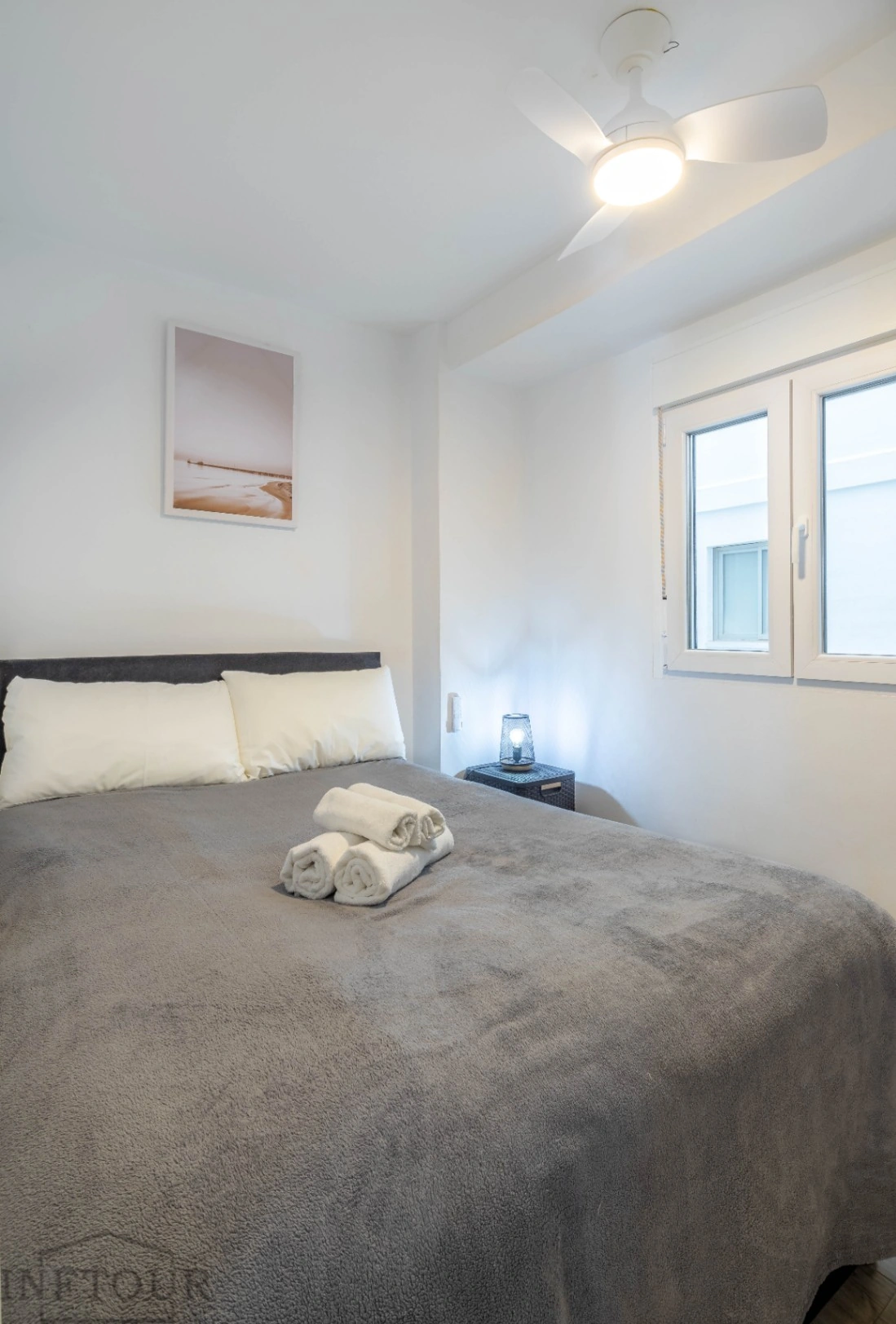 Apartamento de 2 dormitorios y garaje en el centro de Calpe