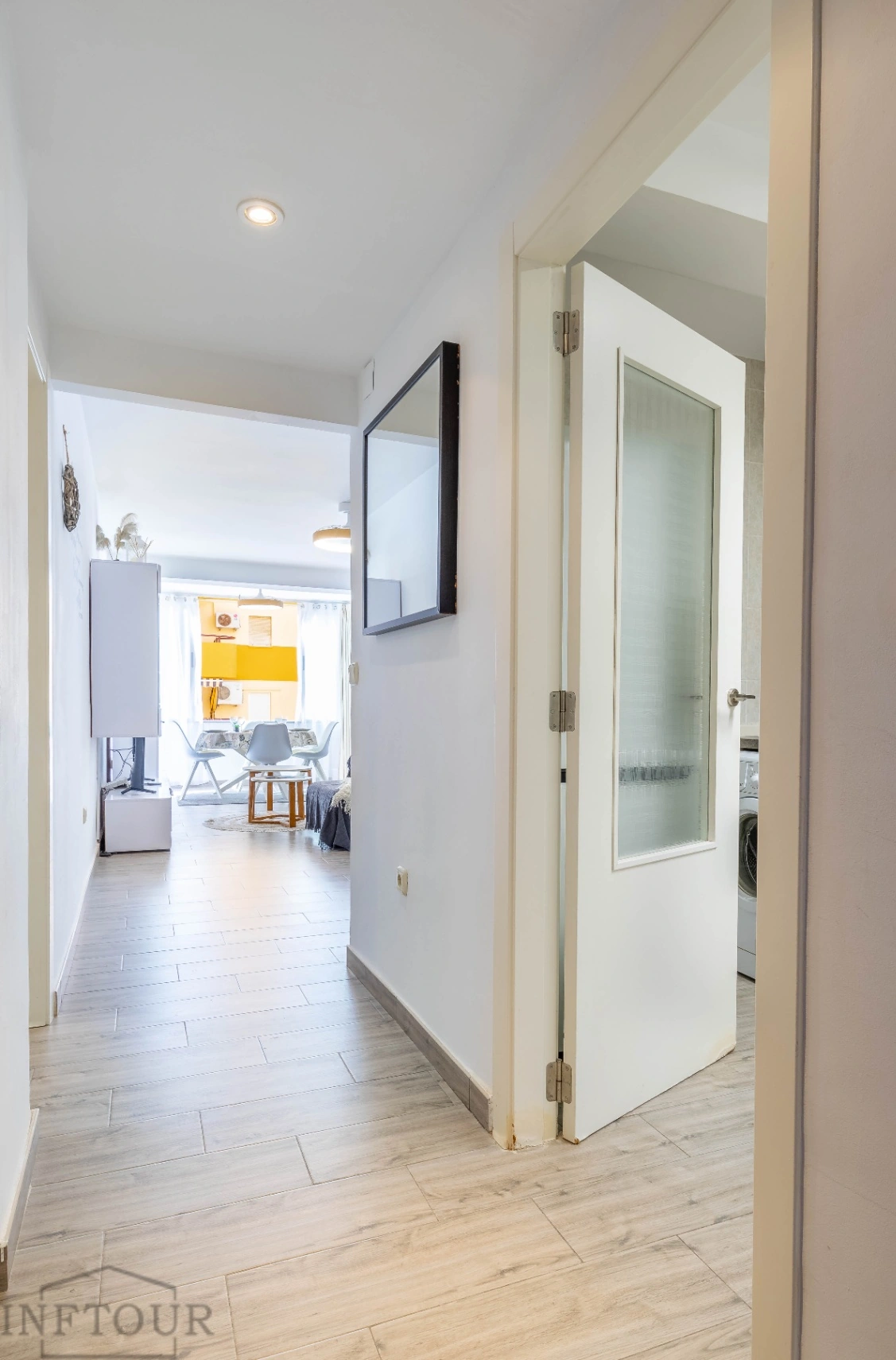 Apartamento de 2 dormitorios y garaje en el centro de Calpe