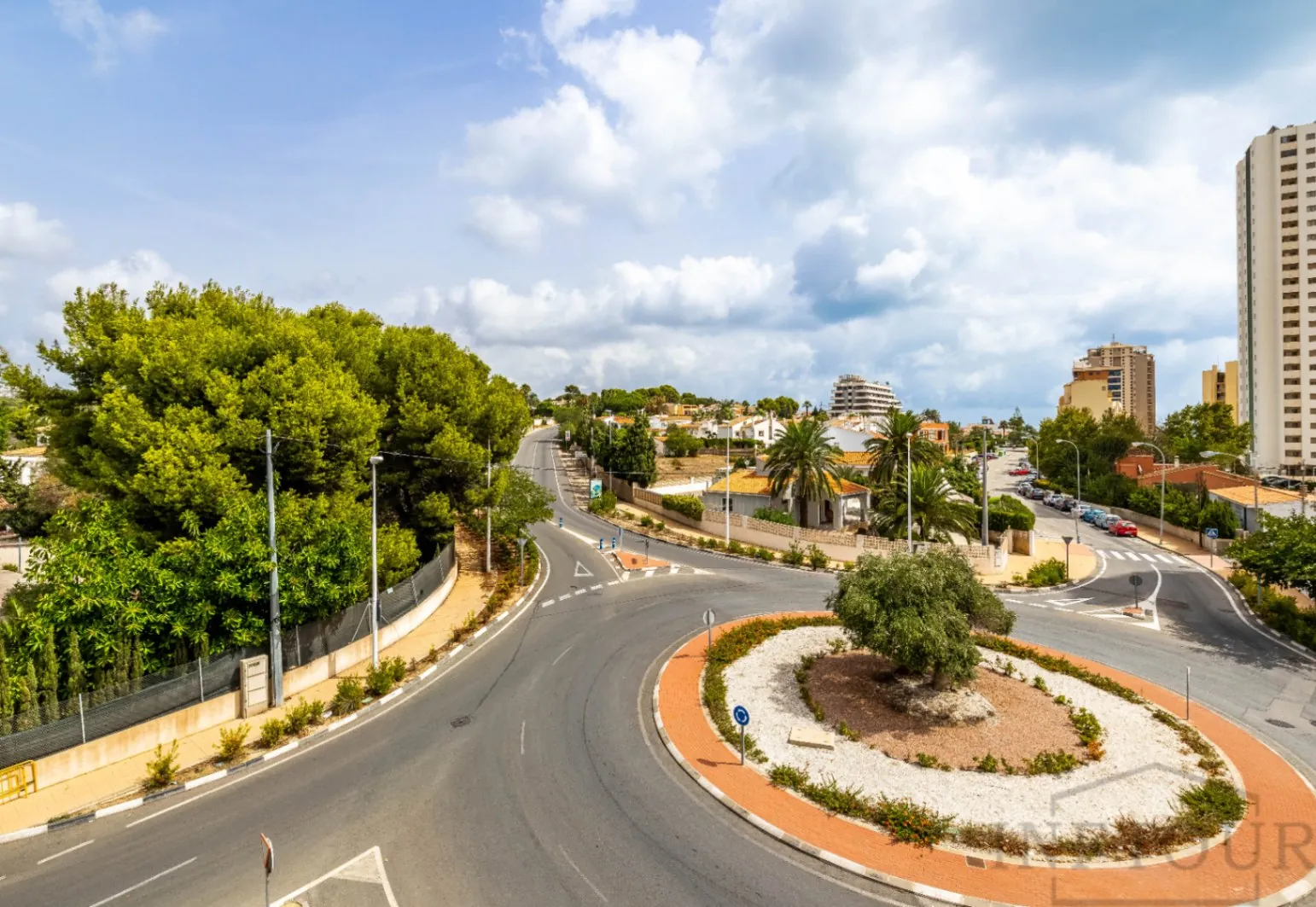 Alquiler apartamento de 2 dormitorios con parking en playa La Fossa, Calpe