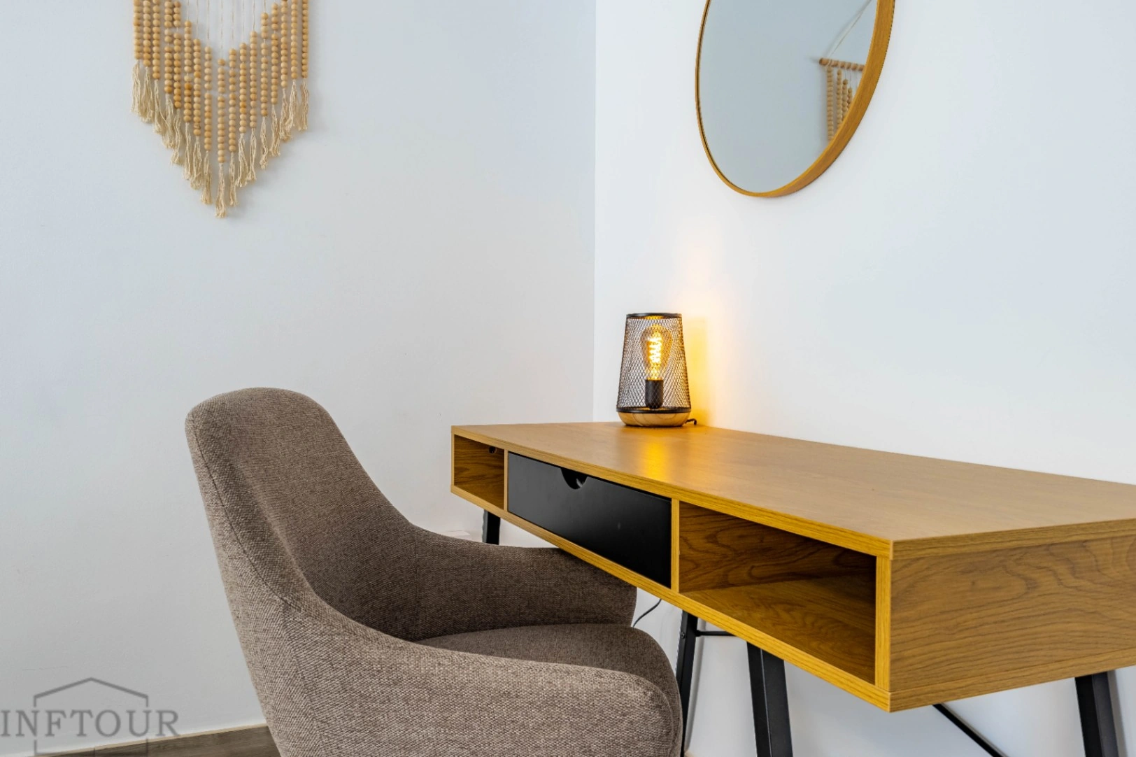 Apartamento de 2 dormitorios y garaje en el centro de Calpe