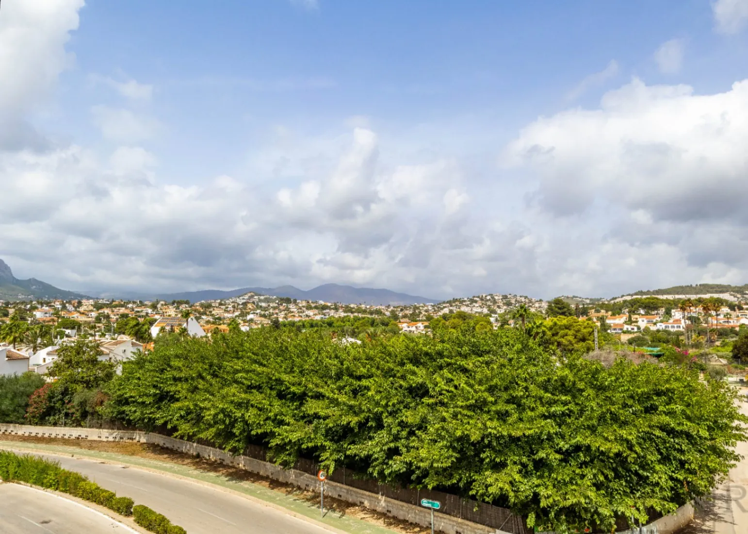 Alquiler apartamento de 2 dormitorios con parking en playa La Fossa, Calpe