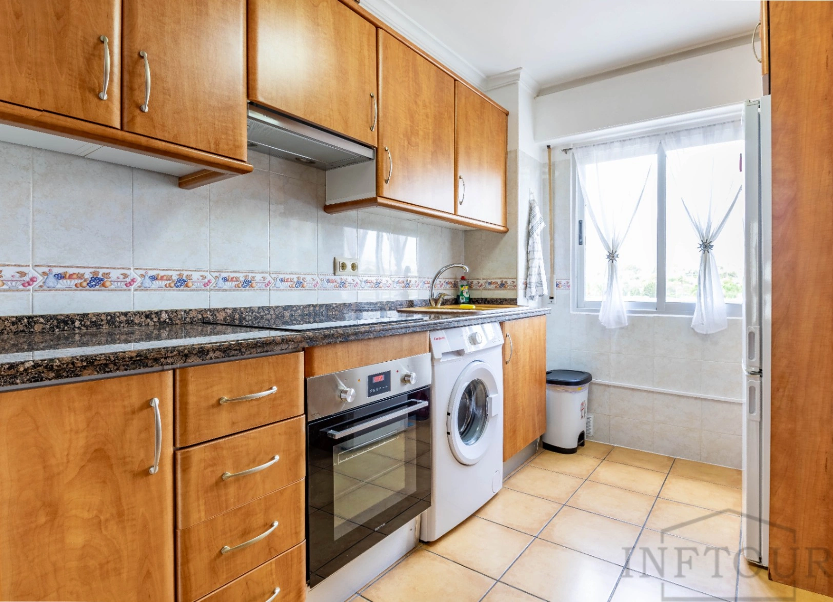 Alquiler apartamento de 2 dormitorios con parking en playa La Fossa, Calpe