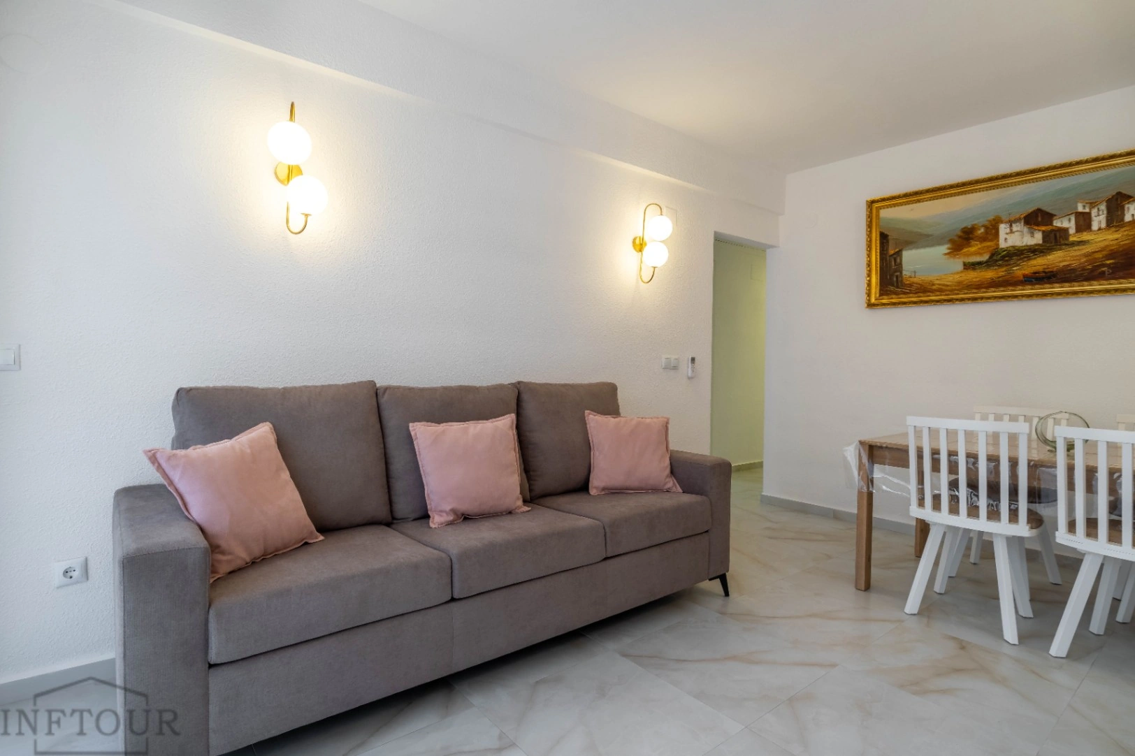 Apartamento reformado de 3 dormitorios en primera línea de playa Arenal Bol, Calpe