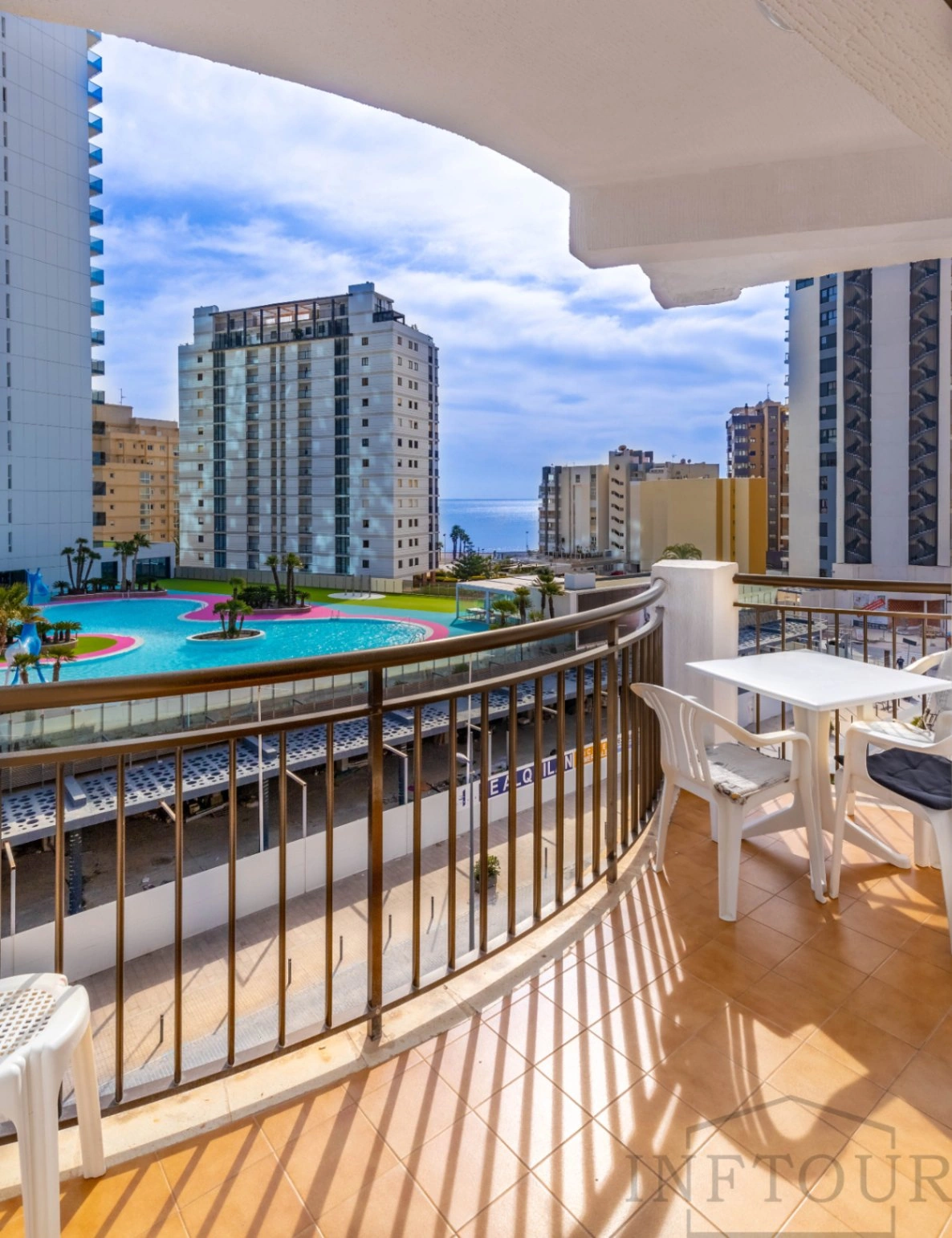 Alquiler temporal apartamento de 1 dormitorio con vistas al mar, en el centro de Calpe
