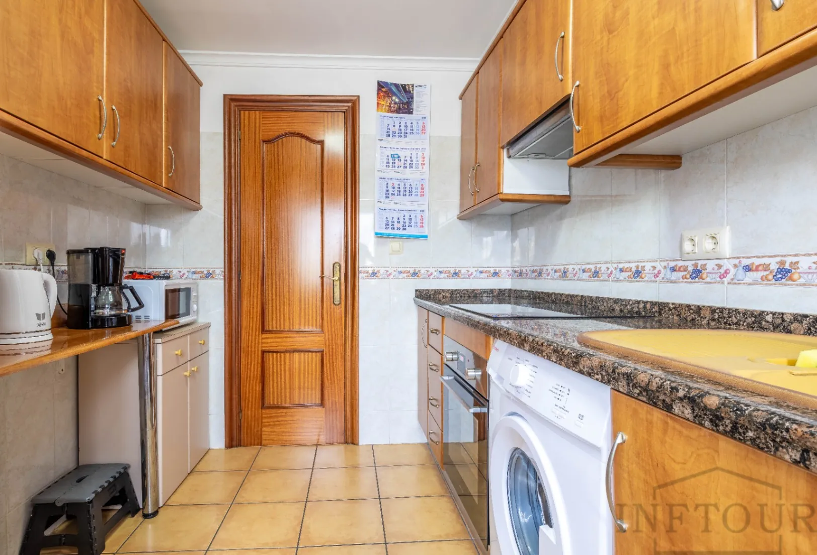 Alquiler apartamento de 2 dormitorios con parking en playa La Fossa, Calpe