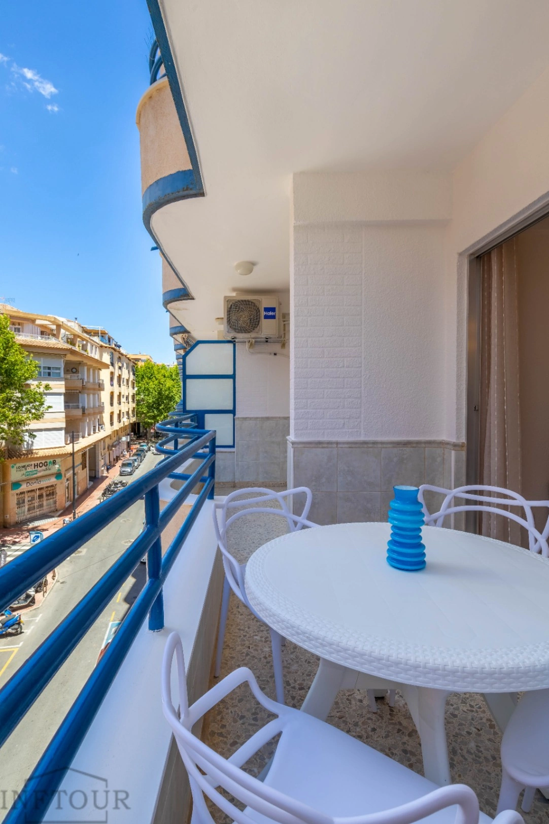 Apartamento reformado de 3 dormitorios en primera línea de playa Arenal Bol, Calpe