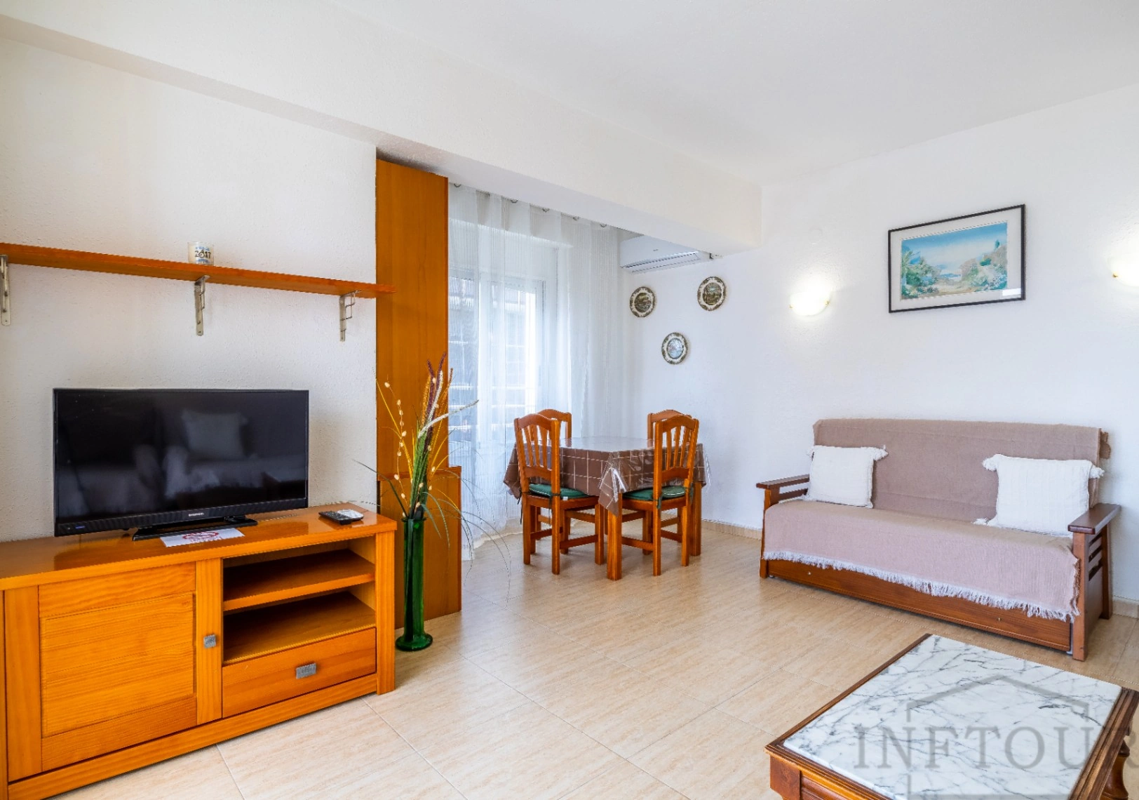 Alquiler temporal apartamento de 2 dormitorios con vistas al mar en el centro de Calpe