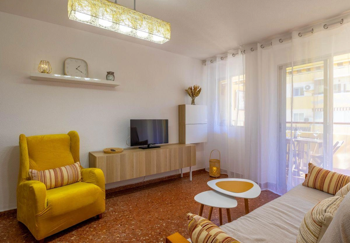 Alquiler temporal apartamento de 2 dormitorios con terraza, Calpe