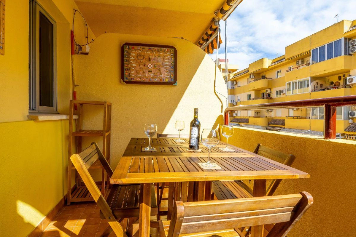 Alquiler temporal apartamento de 2 dormitorios con terraza, Calpe