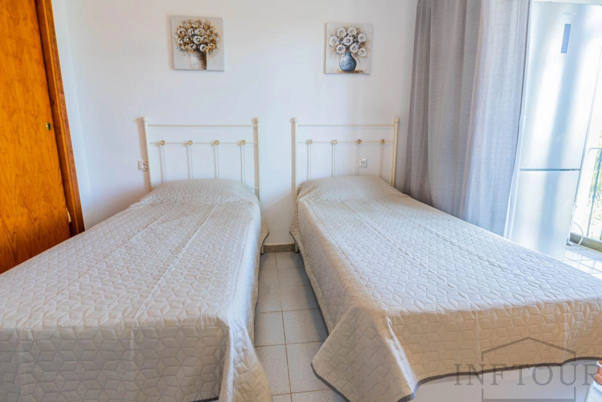 Alquiler temporal apartamento 2 dormitorios y piscina en el centro de Calpe