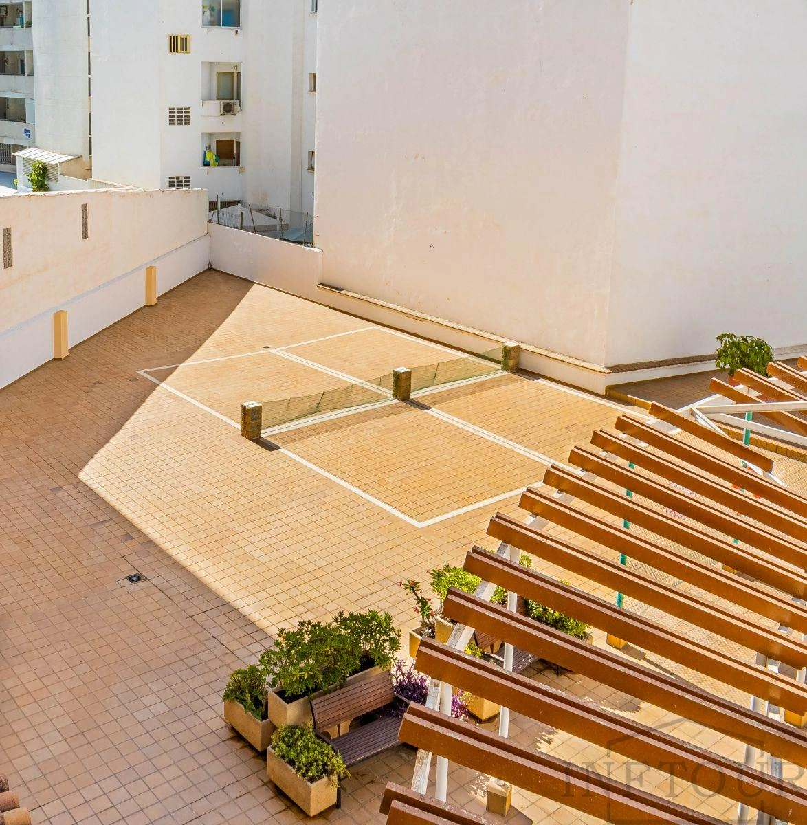 Alquiler temporal apartamento 2 dormitorios y piscina en el centro de Calpe