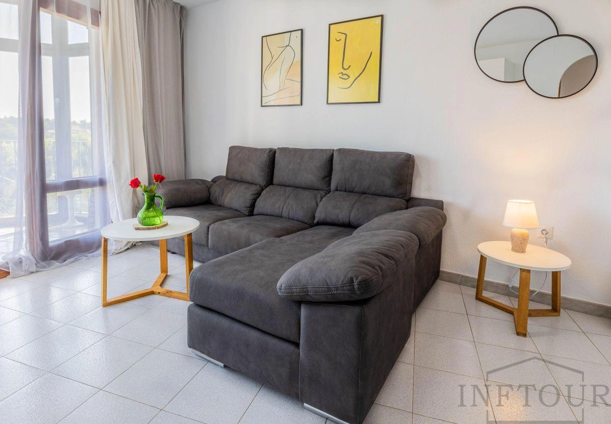 Alquiler temporal apartamento 2 dormitorios y piscina en el centro de Calpe
