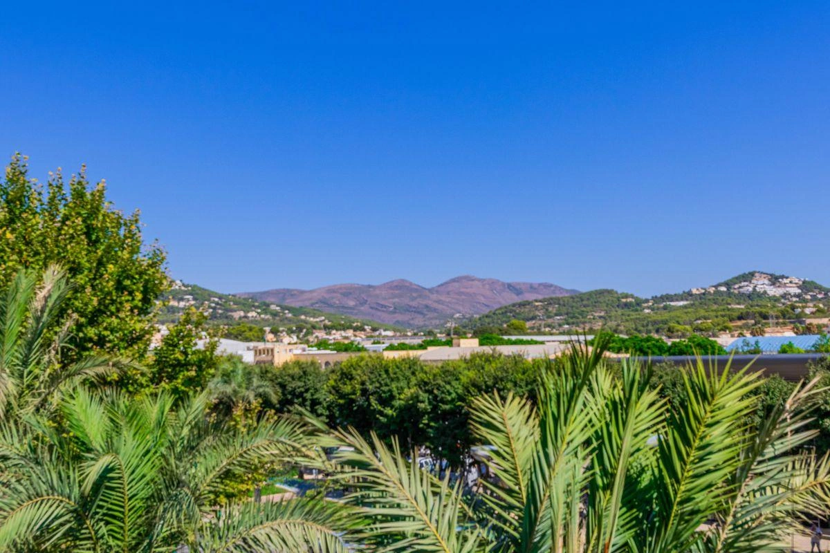 Alquiler temporal apartamento 2 dormitorios y piscina en el centro de Calpe