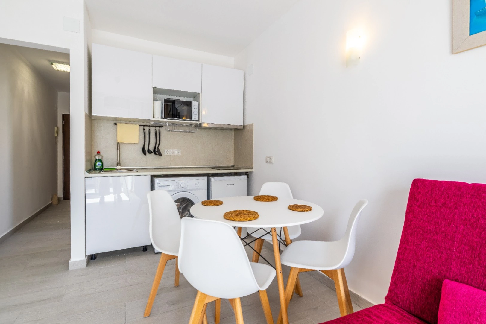 Alquiler temporal apartamento de 1 dormitorio con vistas al mar en primera línea de playa Arenal Bol, Calpe
