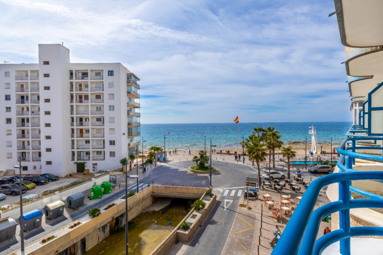 Alquiler temporal apartamento de 1 dormitorio con vistas al mar en primera línea de playa Arenal Bol, Calpe