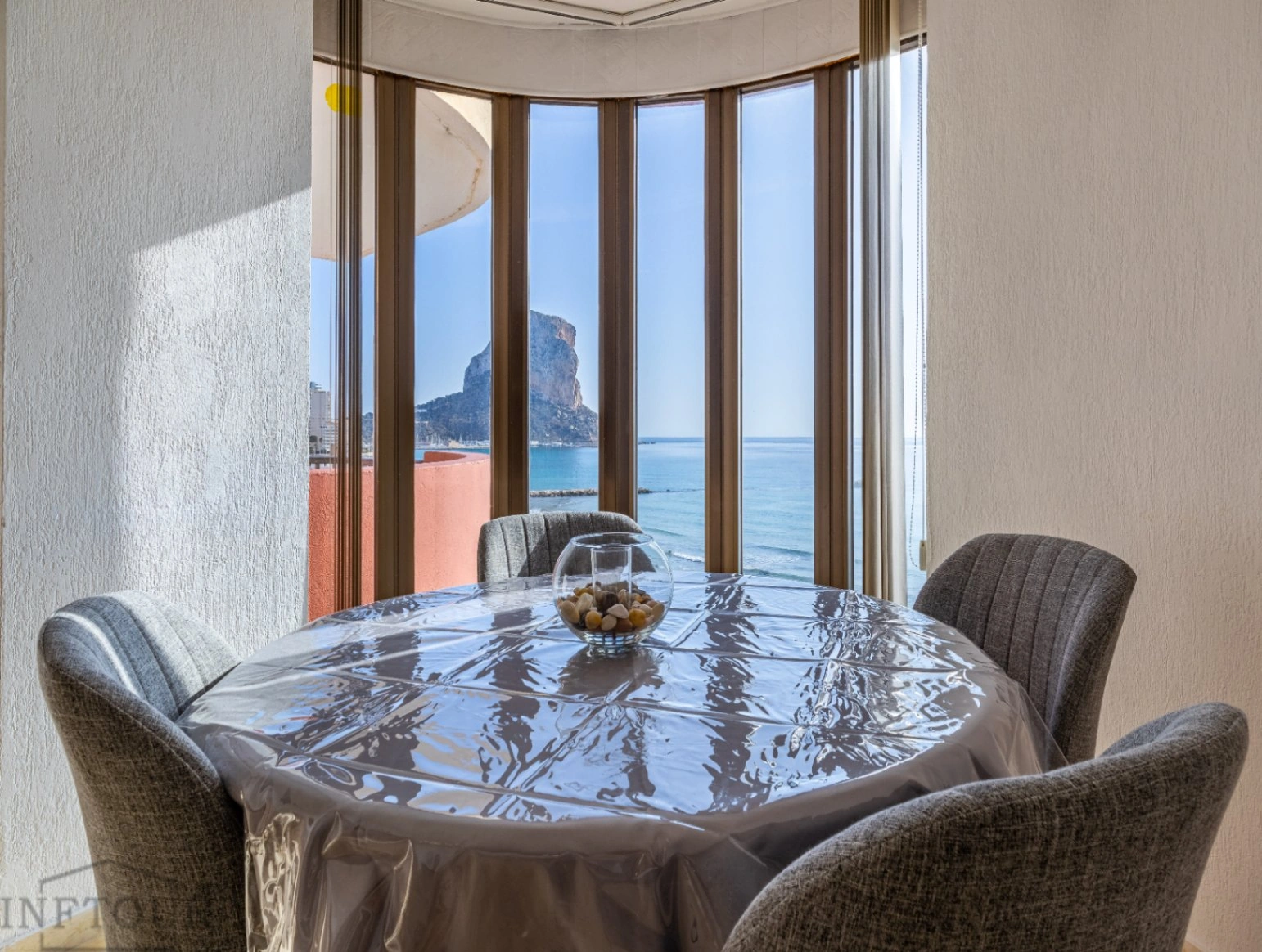 Apartamento en alquiler temporal en primera línea del Arenal-Bol, Calpe