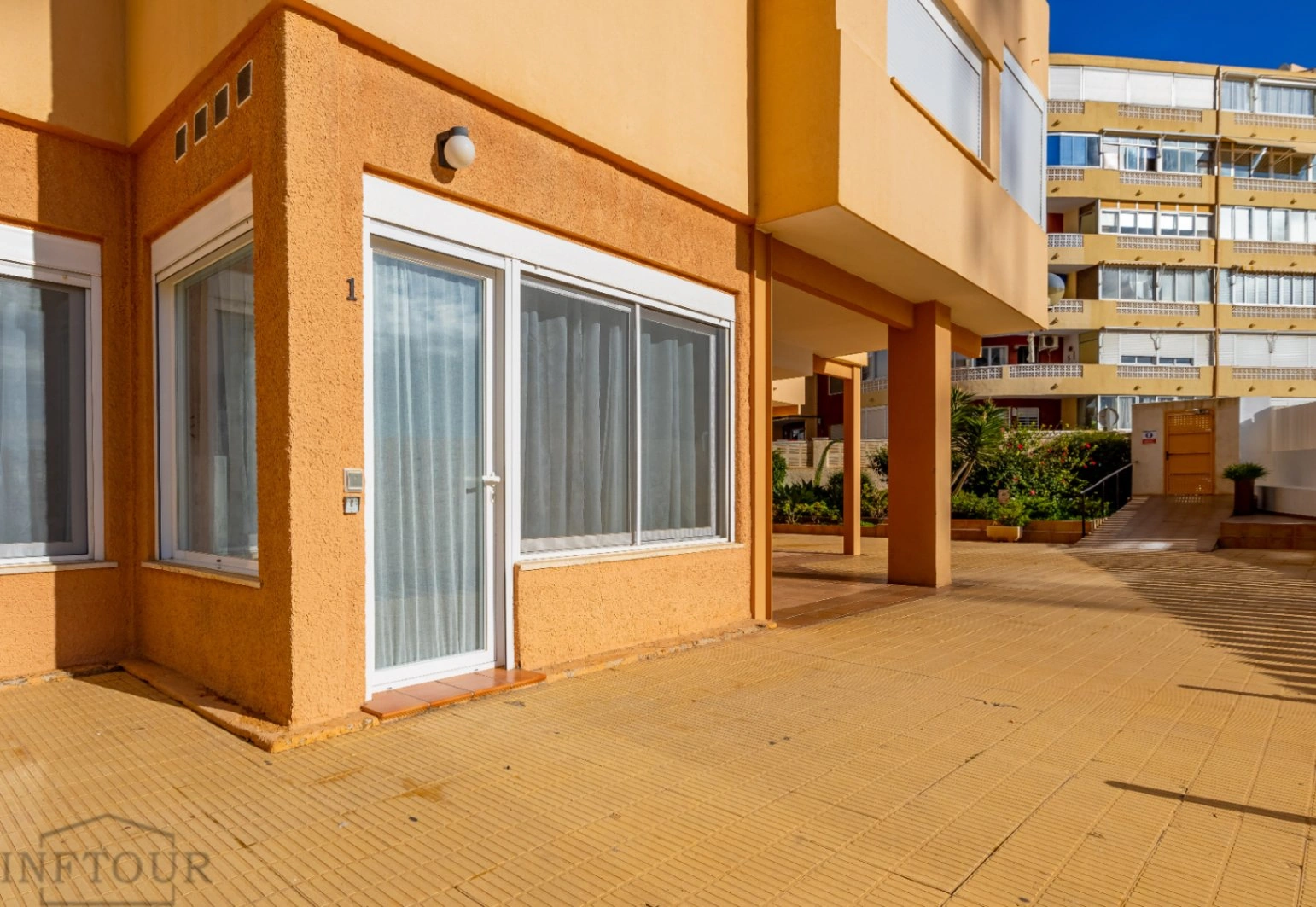 Alquiler piso-bajo de 1 dormitorio en playa La Fossa, Calpe