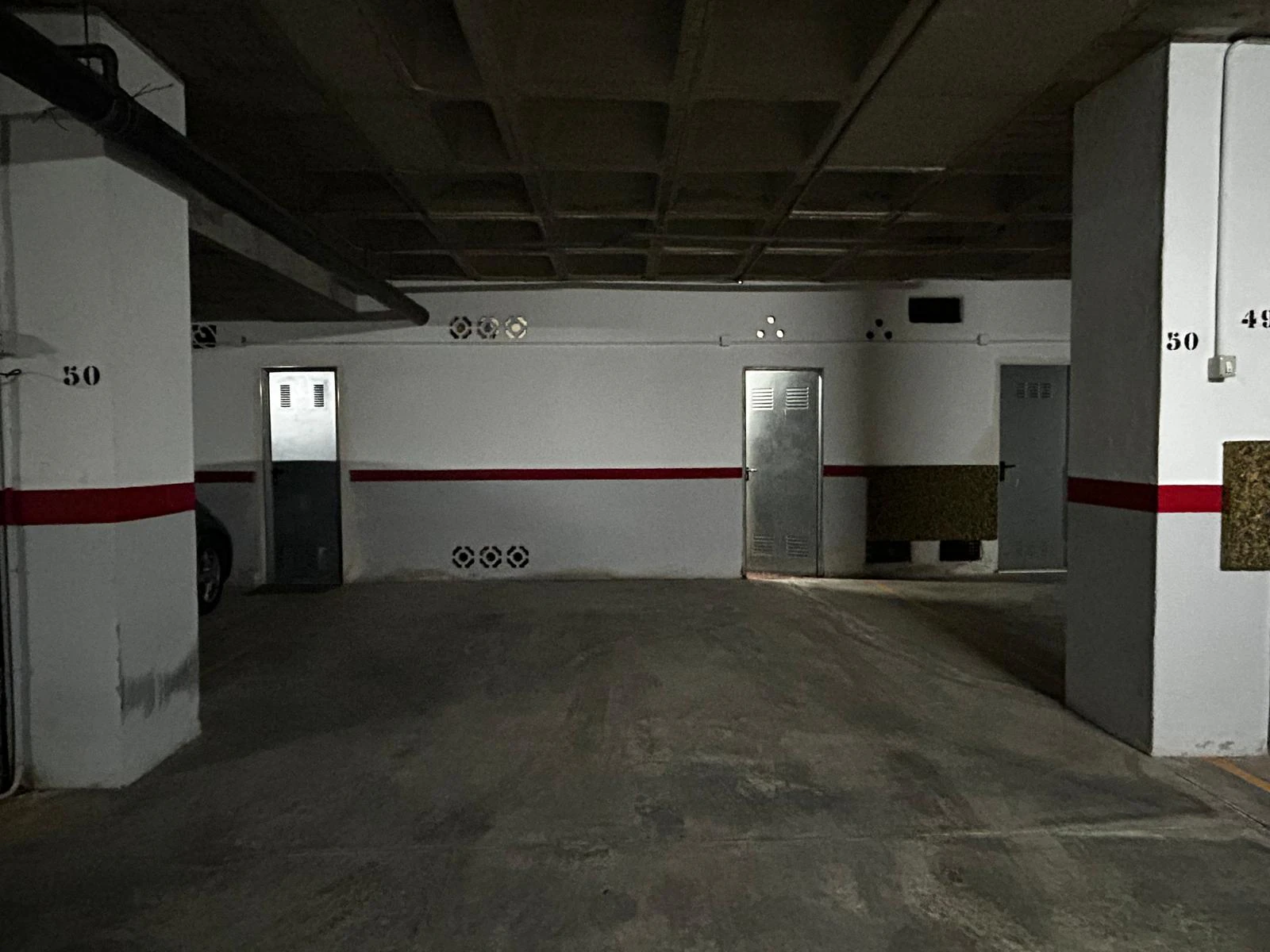 Ático en venta en pleno centro de Calpe con solárium, piscina. Parking y trastero opcionales.