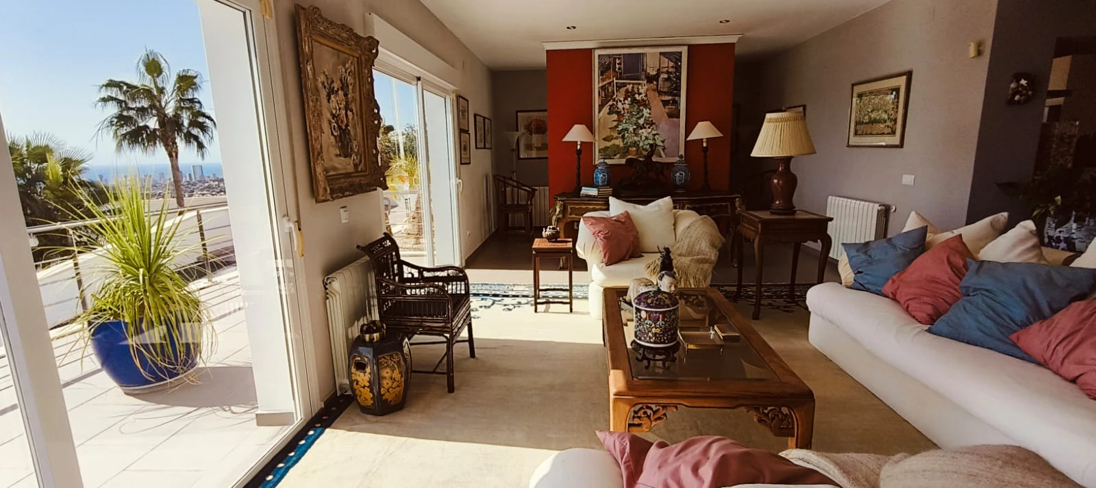 Exclusiva villa en Calpe con vistas panorámicas al Mediterráneo