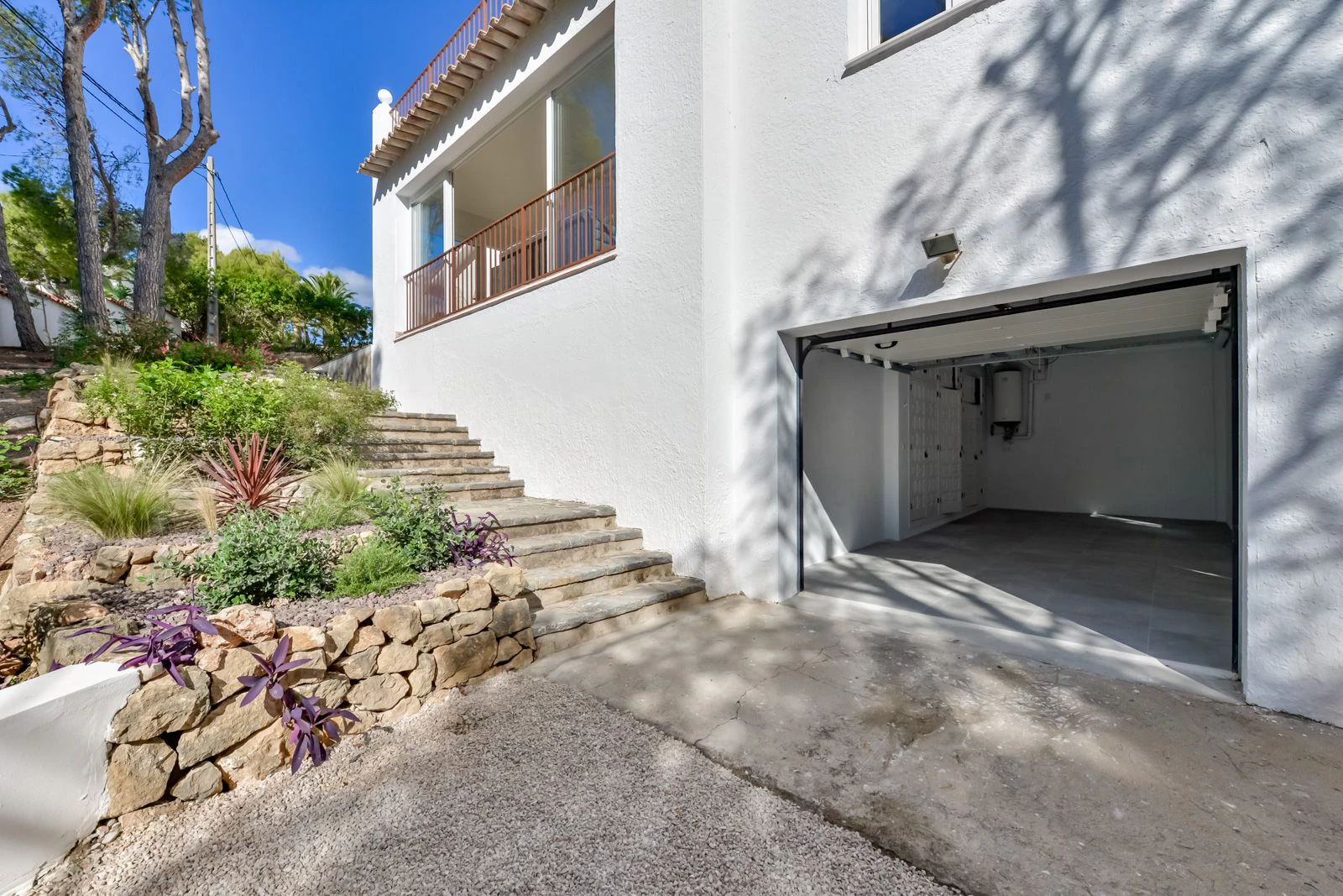 Casa en venta con 3 dormitorios y piscina en Altea Golf