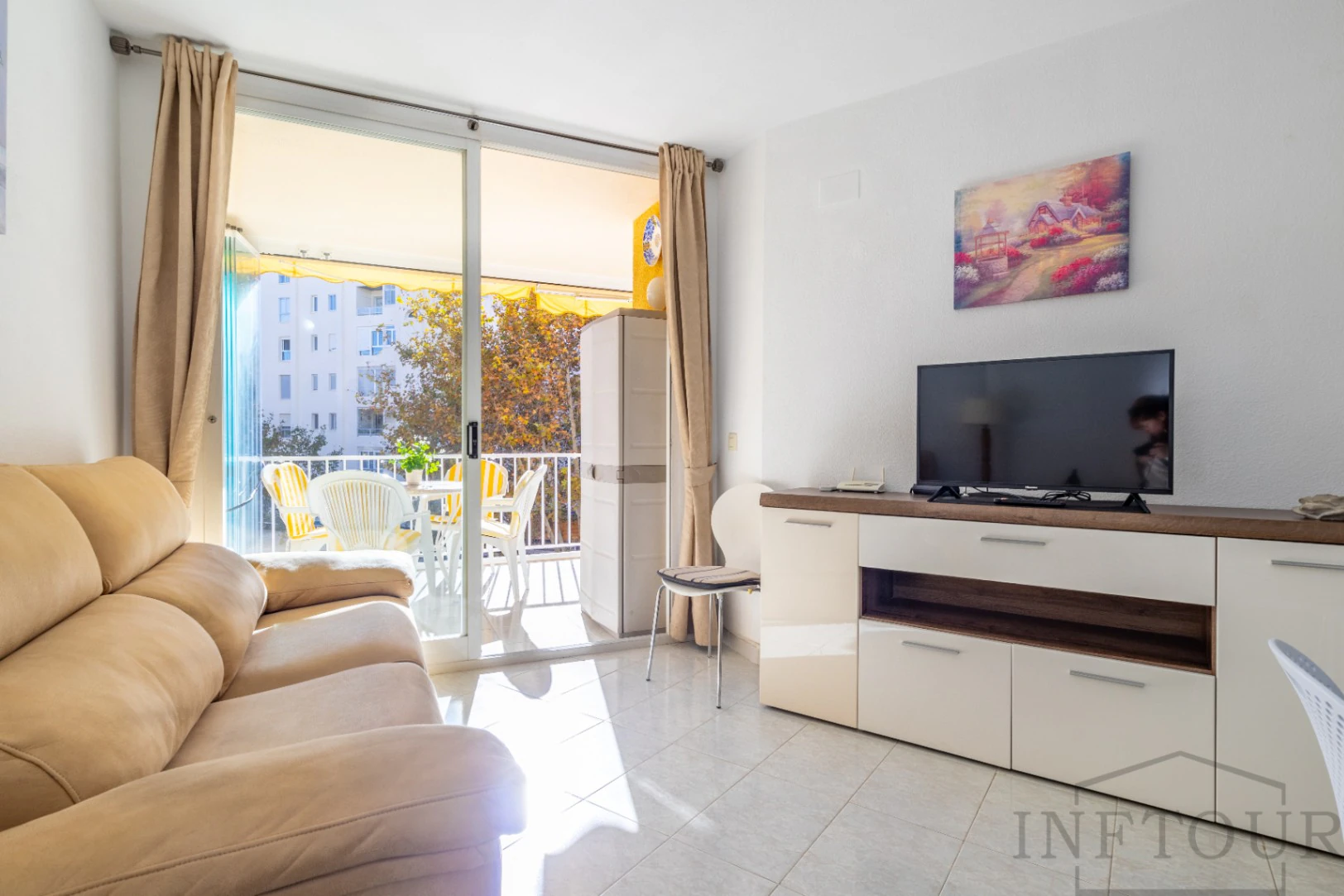 Alquiler temporal apartamento de 1 dormitorio, terraza y piscina en el centro de Calpe