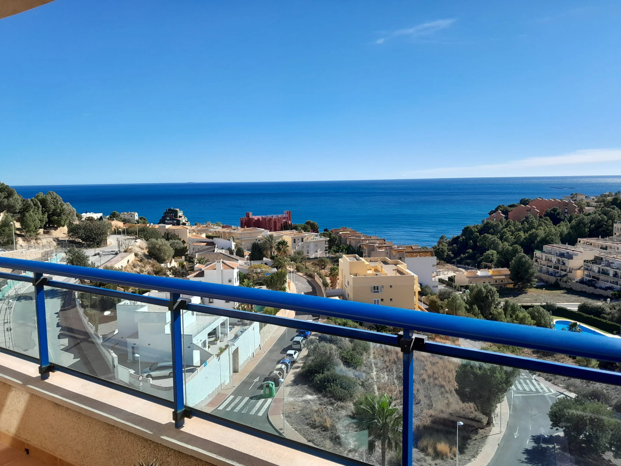 Espectacular ático en Calpe con vistas al mar y piscina