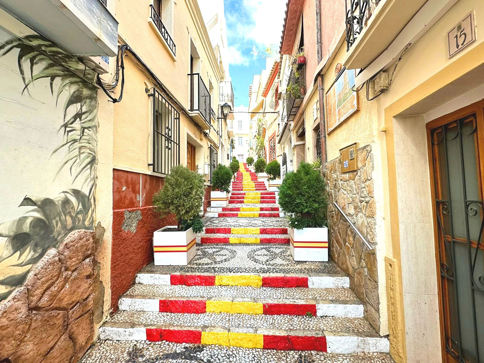 H001 - ¡Oportunidad! Hostal en el corazón histórico de Calpe