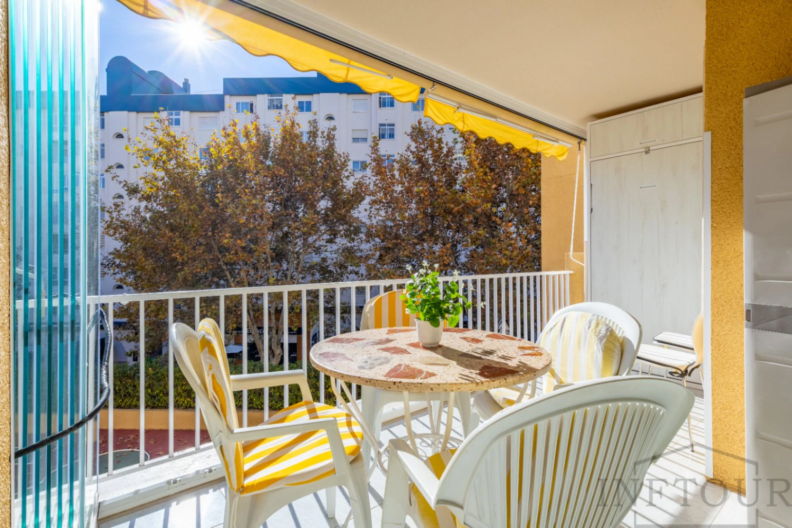Alquiler temporal apartamento de 1 dormitorio, terraza y piscina en el centro de Calpe