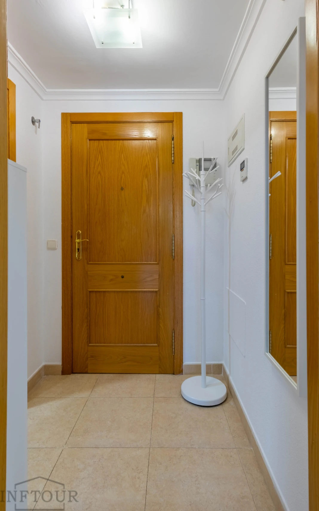Alquiler temporal apartamento de 2 dormitorios con piscina y parking en Manzanera, Calpe