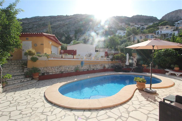 Bonita villa a la venta en Maryvilla