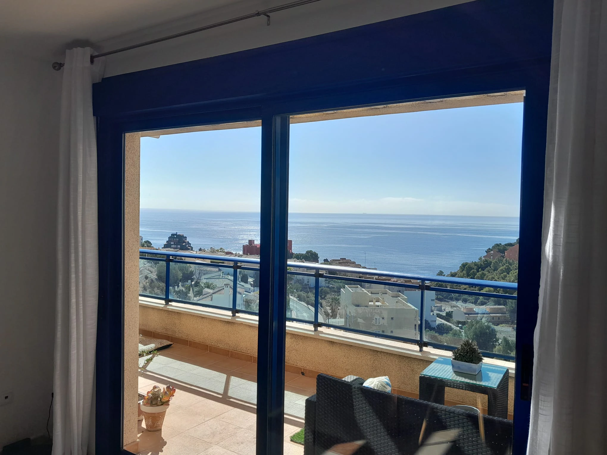 Espectacular ático en Calpe con vistas al mar y piscina