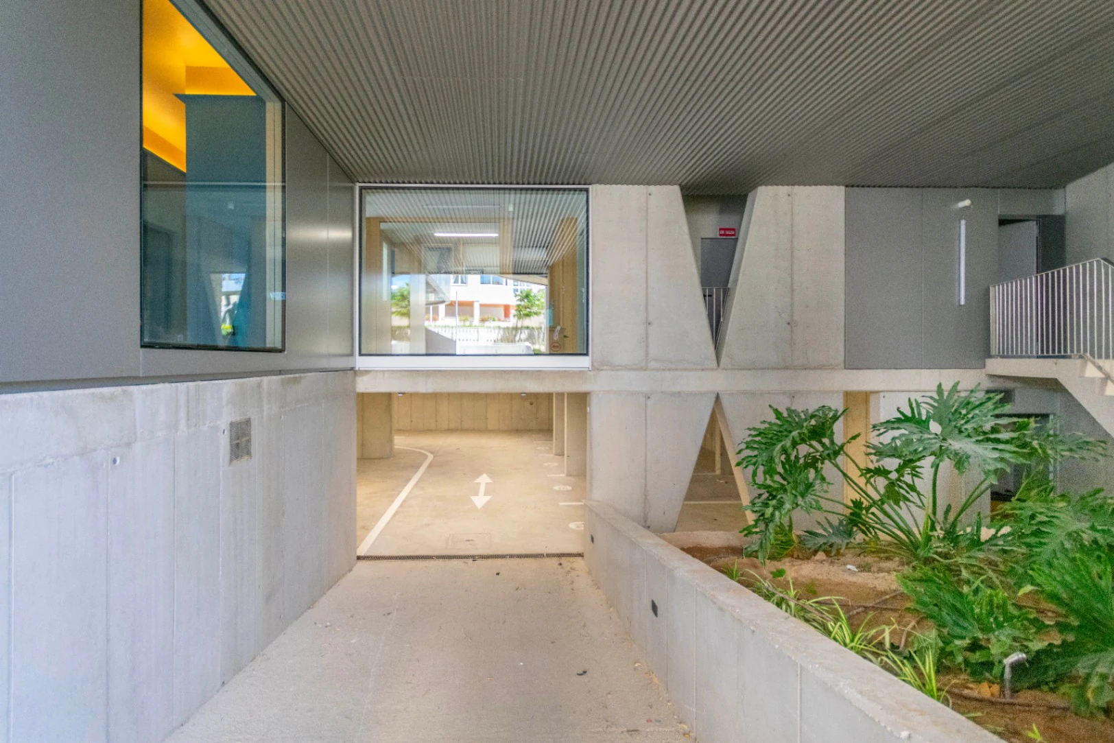 APARTAMENTOS DE LUJO EN PRIMERA LÍNEA