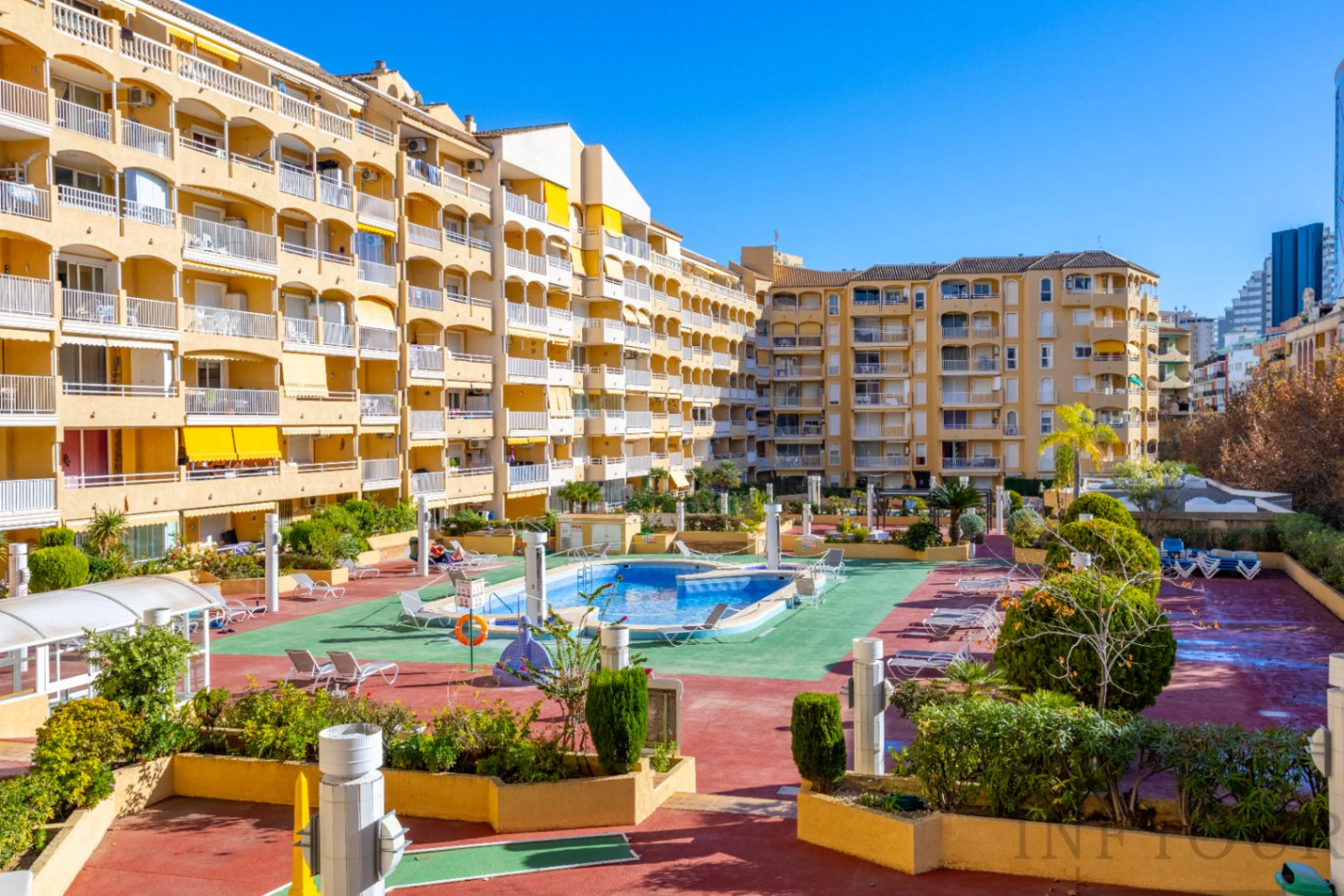 Alquiler temporal apartamento de 1 dormitorio, terraza y piscina en el centro de Calpe