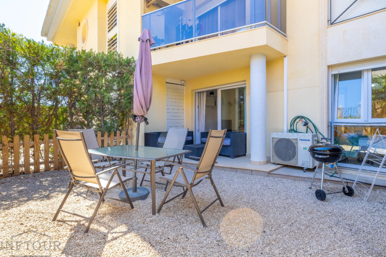 Alquiler temporal apartamento de 2 dormitorios con piscina y parking en Manzanera, Calpe