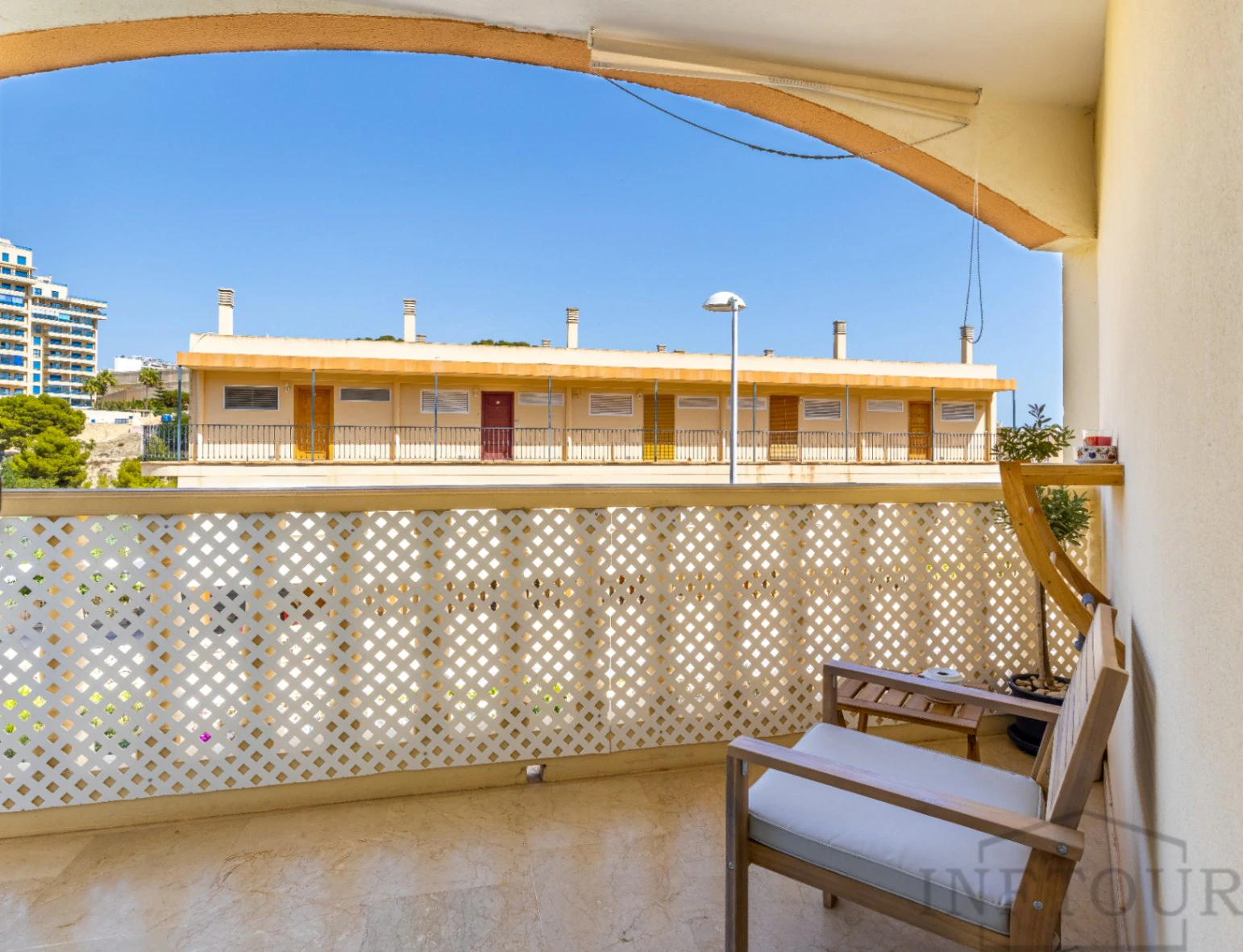 Bungalow de 2 dormitorios en venta en Calpe, manzanera