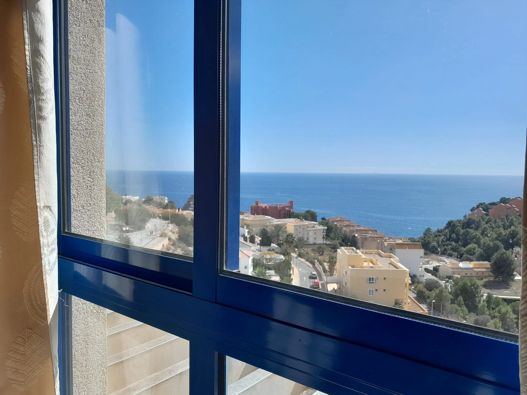 Espectacular ático en Calpe con vistas al mar y piscina