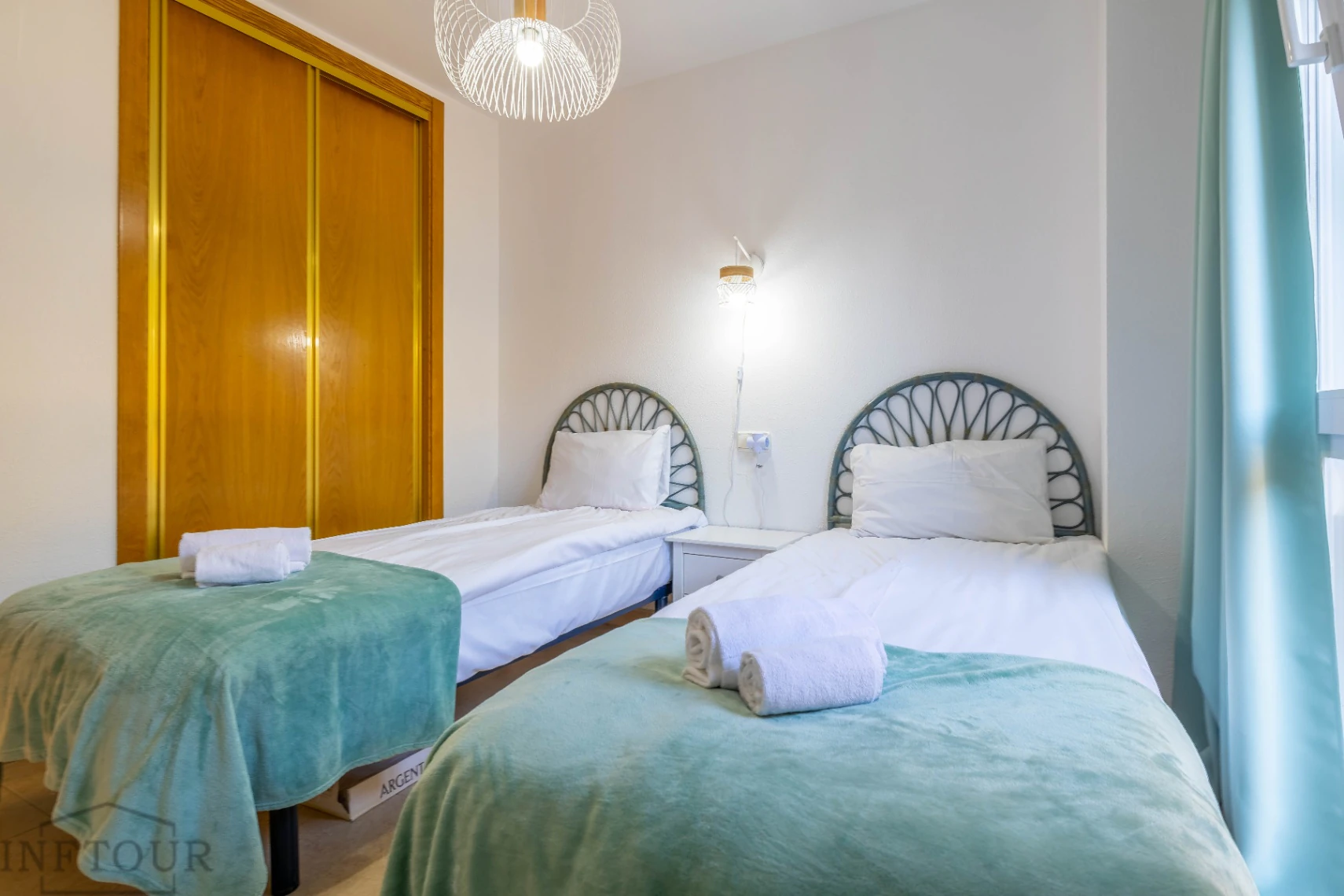Alquiler temporal apartamento de 2 dormitorios con piscina y parking en Manzanera, Calpe