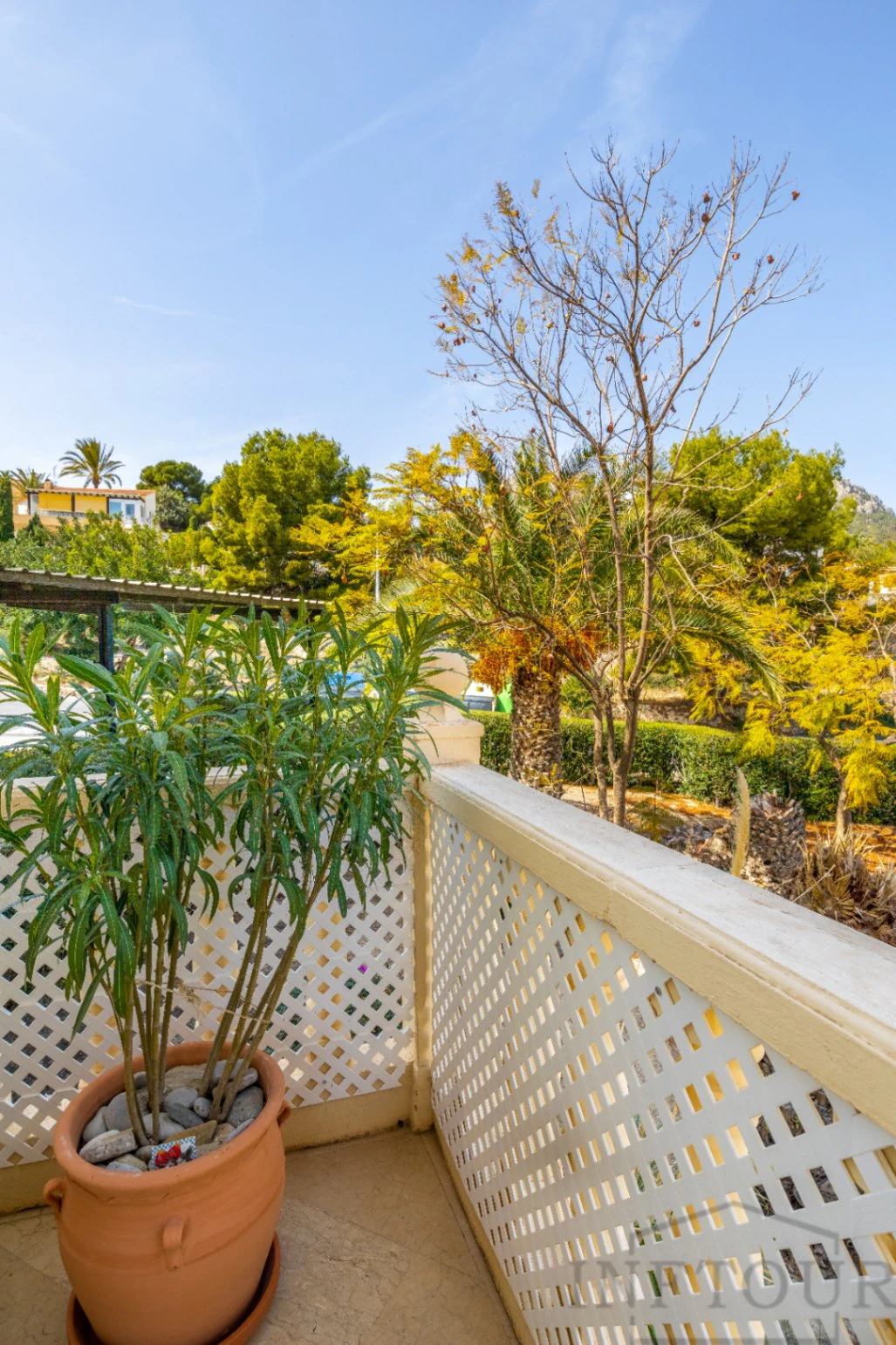 Bungalow de 2 dormitorios en venta en Calpe, manzanera