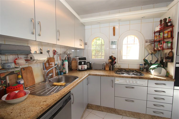 Bonita villa a la venta en Maryvilla