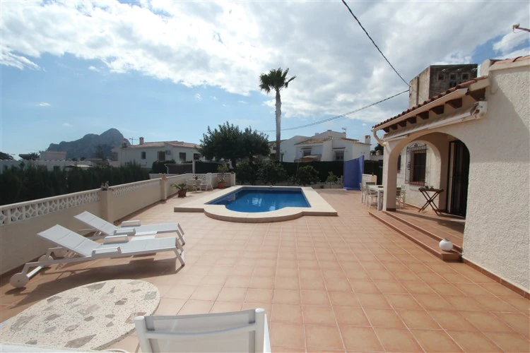 Villa con vistas al Peñon