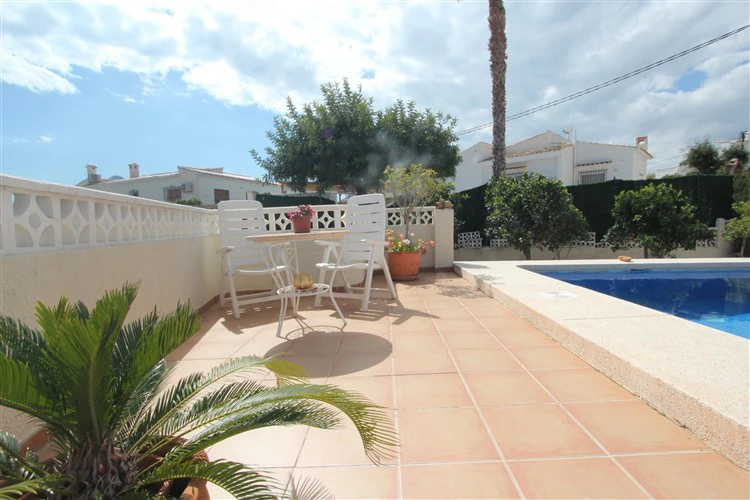 Villa con vistas al Peñon
