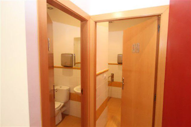 Spacious premises for sale in Calpe - Centro