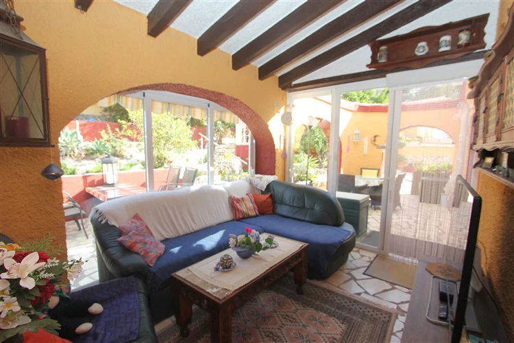 Bonita villa a la venta en Maryvilla