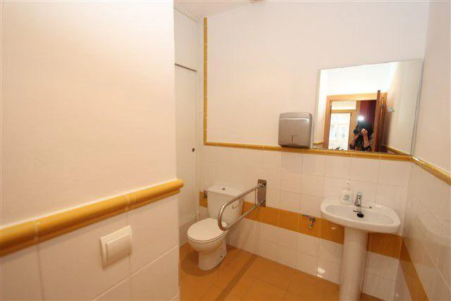 Spacious premises for sale in Calpe - Centro