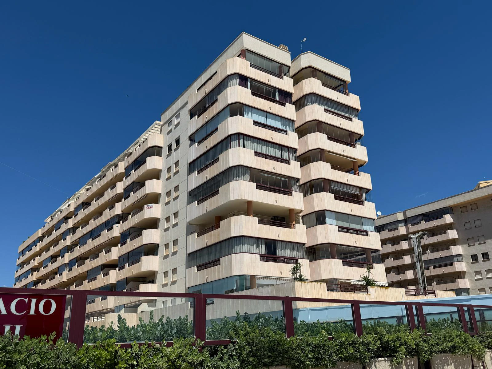 2-bedroom apartment by the sea