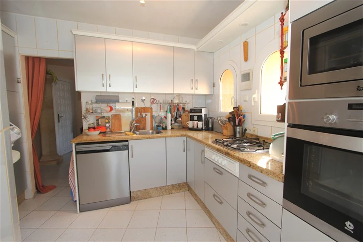 Bonita villa a la venta en Maryvilla