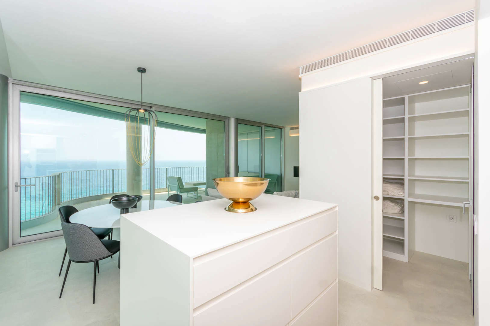 LUXURY FRONTLINE APARTMENTS