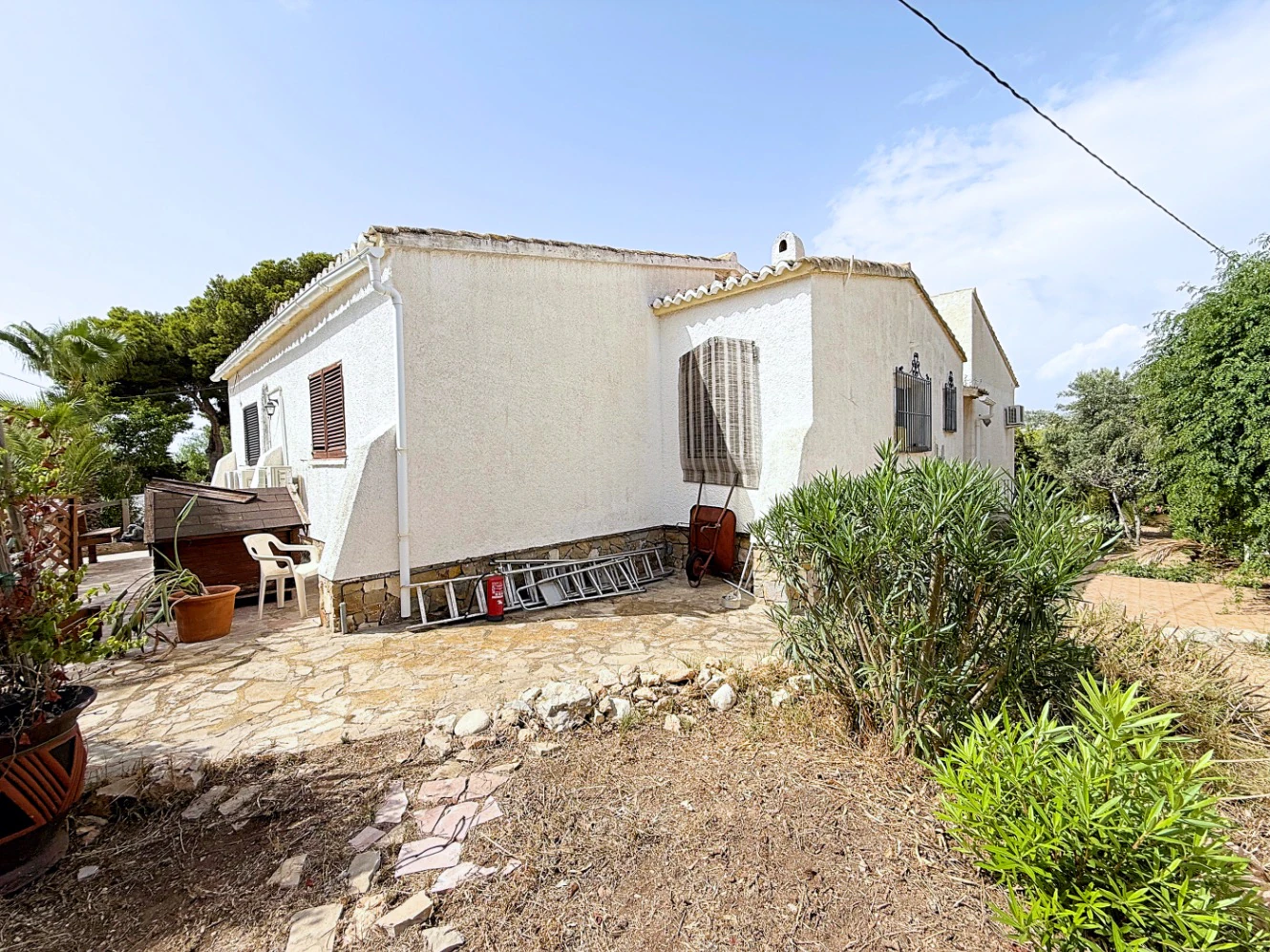 Encantadora Villa en Calpe con Vistas Panorámicas en Zona Residencial Exclusiva