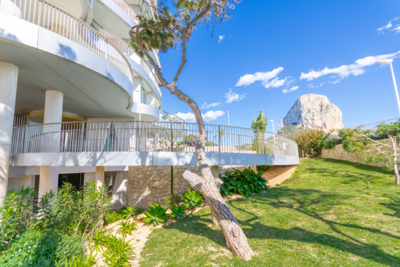 Exclusivity and luxury on the sea front - Last units available