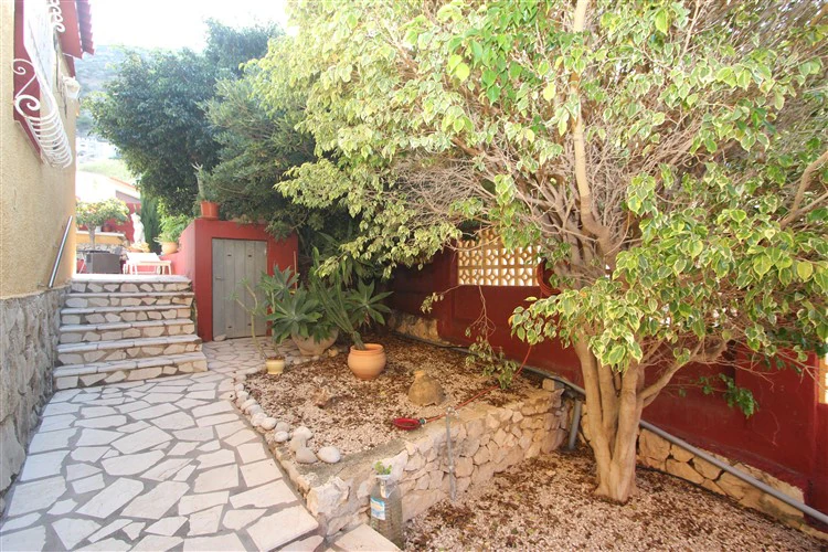 Bonita villa a la venta en Maryvilla